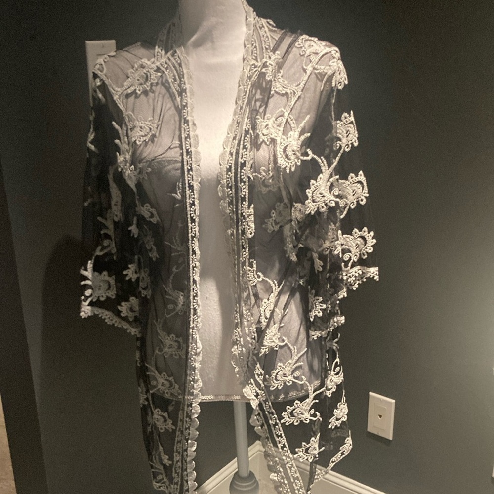 Vince Camuto cover up one size